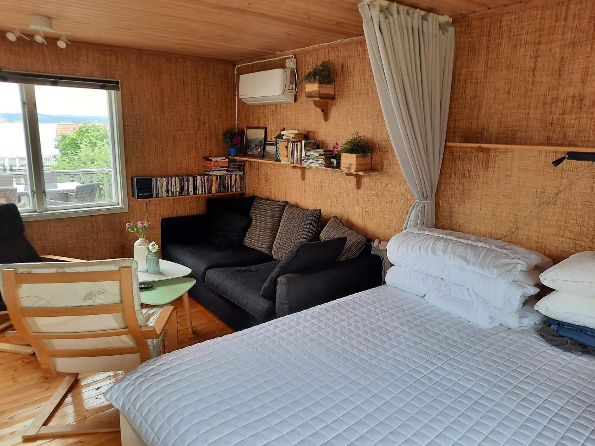Cabin At The Sea Close To Public Beach With A Jumpingtower Hoviksnas Экстерьер фото